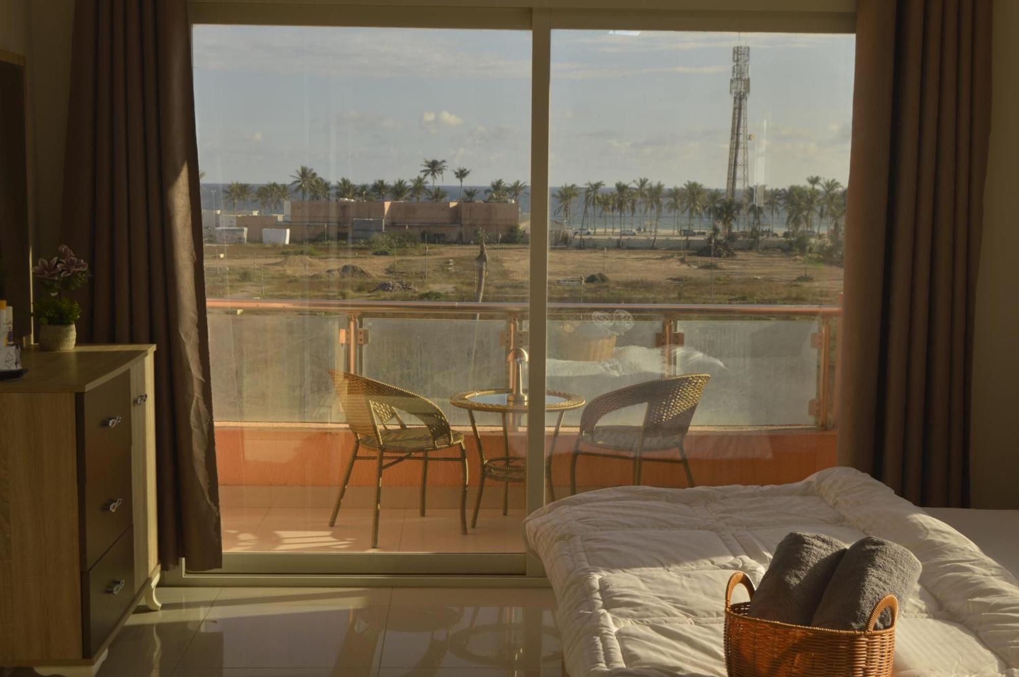 Beautiful Salalah Beach Apartments - 2 By Beautiful Salalah Tours Buitenkant foto